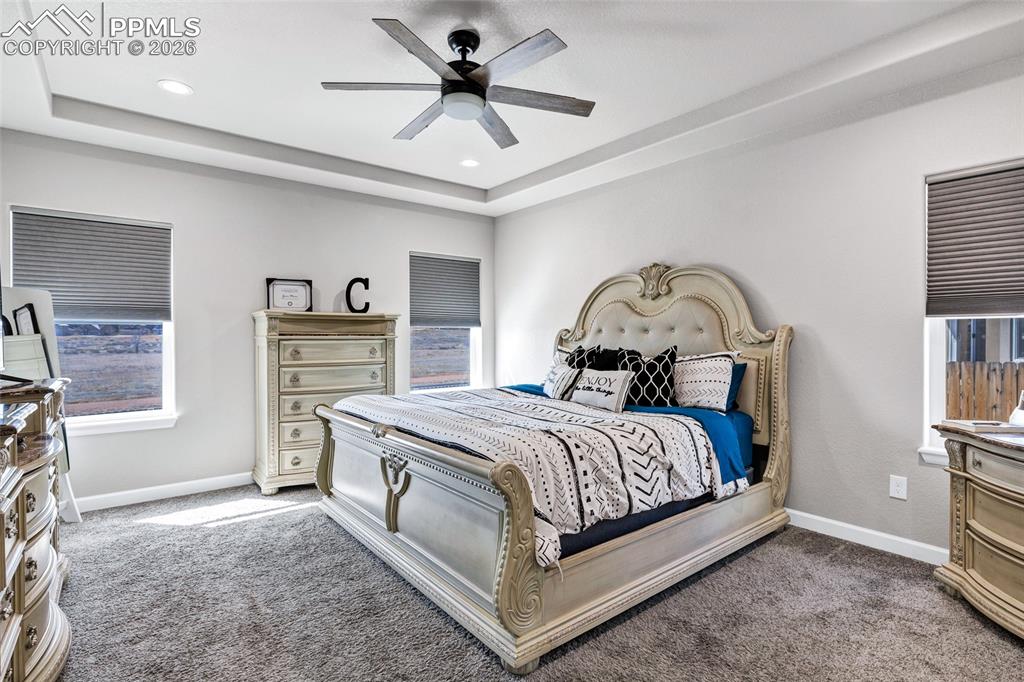 Image 18 of 45: Bedroom