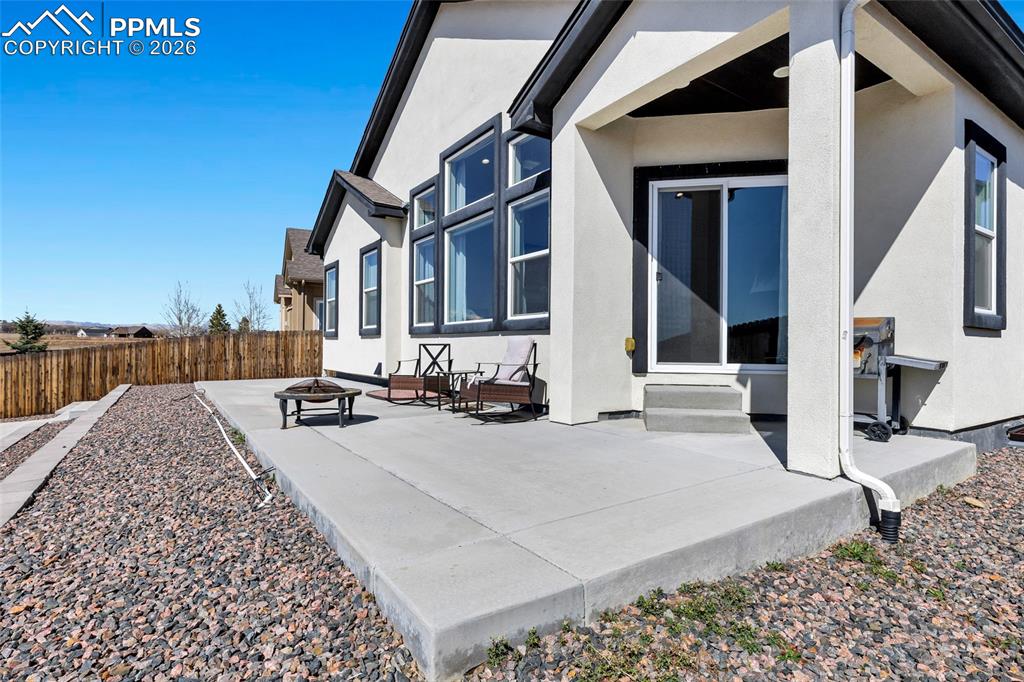 Image 29 of 45: Back of Structure