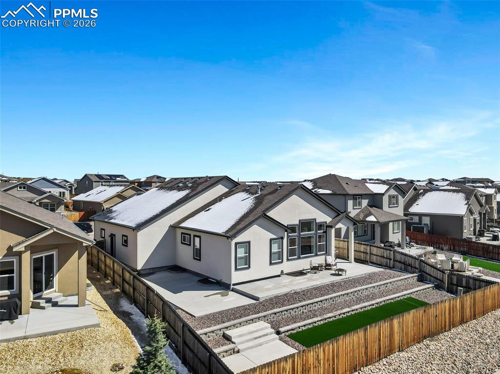 Image 43 of 45: Back of Structure