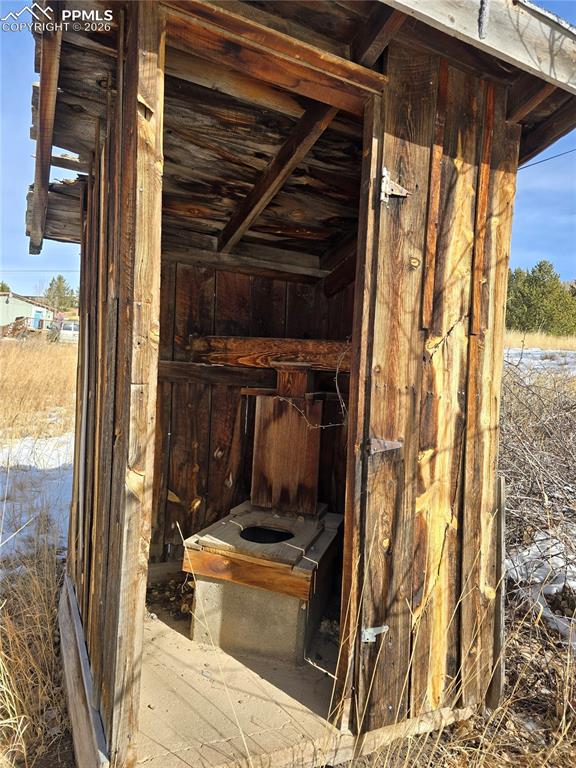 Image 14 of 16: Out Buildings