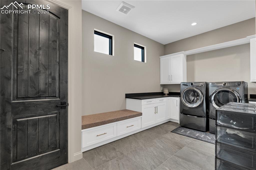 Image 17 of 43: Laundry