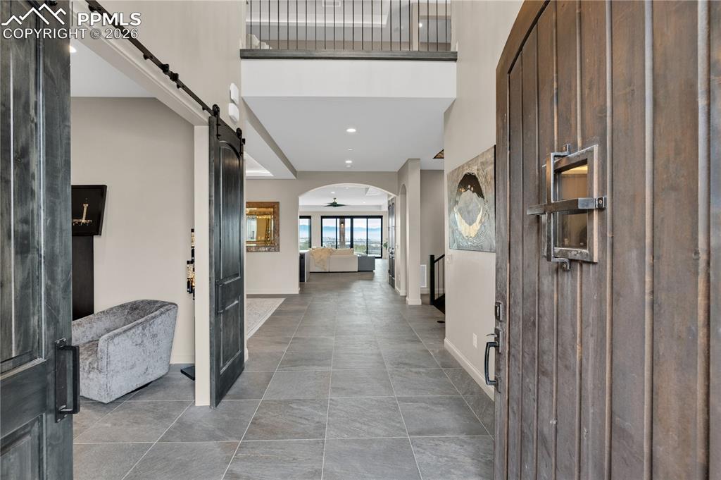 Image 4 of 43: Entry