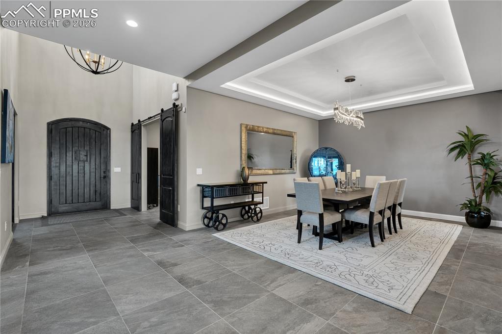 Image 5 of 43: Dining Area