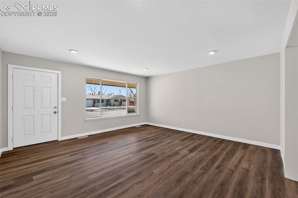 Image 11 of 35: Living Room