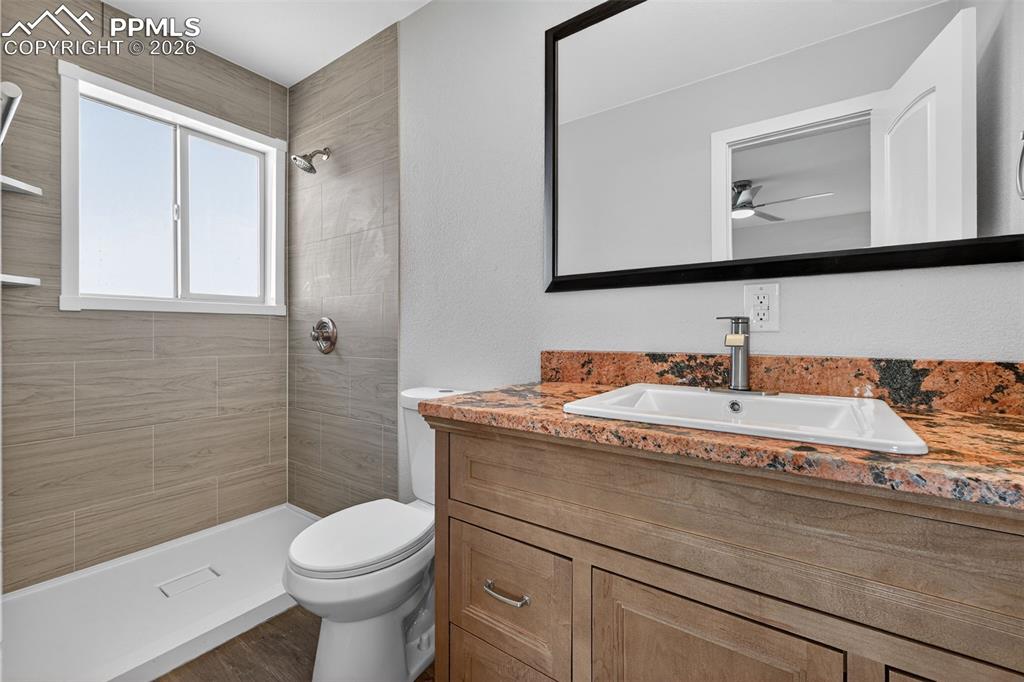 Image 20 of 35: Master Bathroom