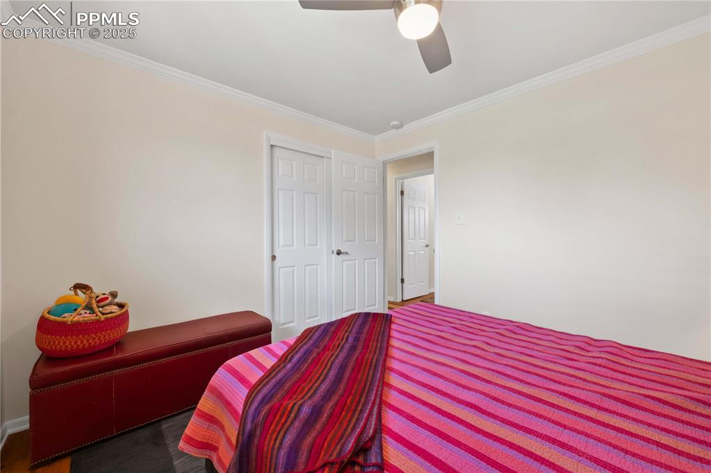 Image 13 of 34: Bedroom