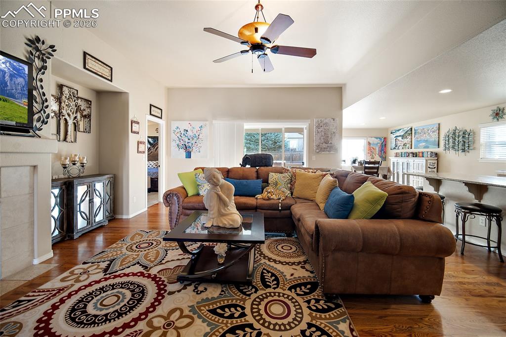 Image 9 of 49: Living Room