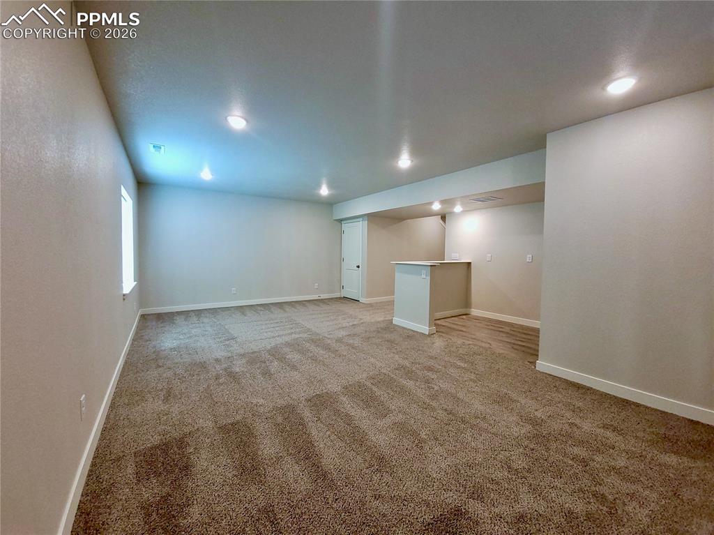 Image 32 of 47: Recreation Room