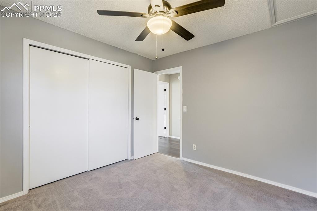 Image 29 of 50: Bedroom