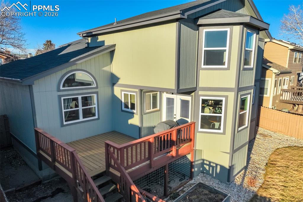 Image 45 of 50: Back of Structure