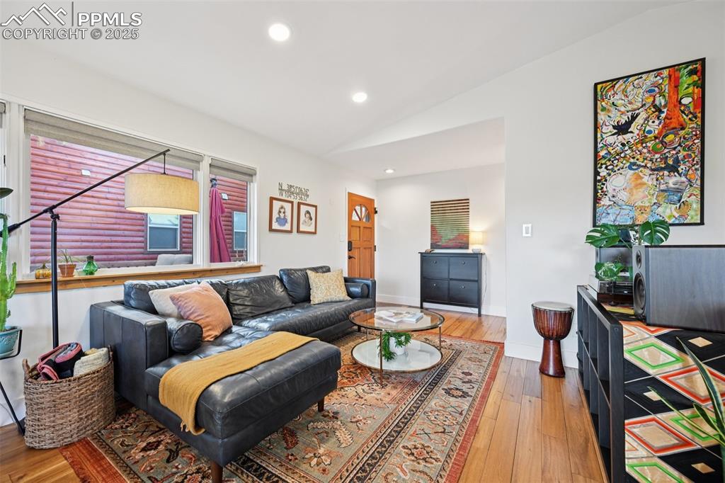 Image 7 of 42: Living room