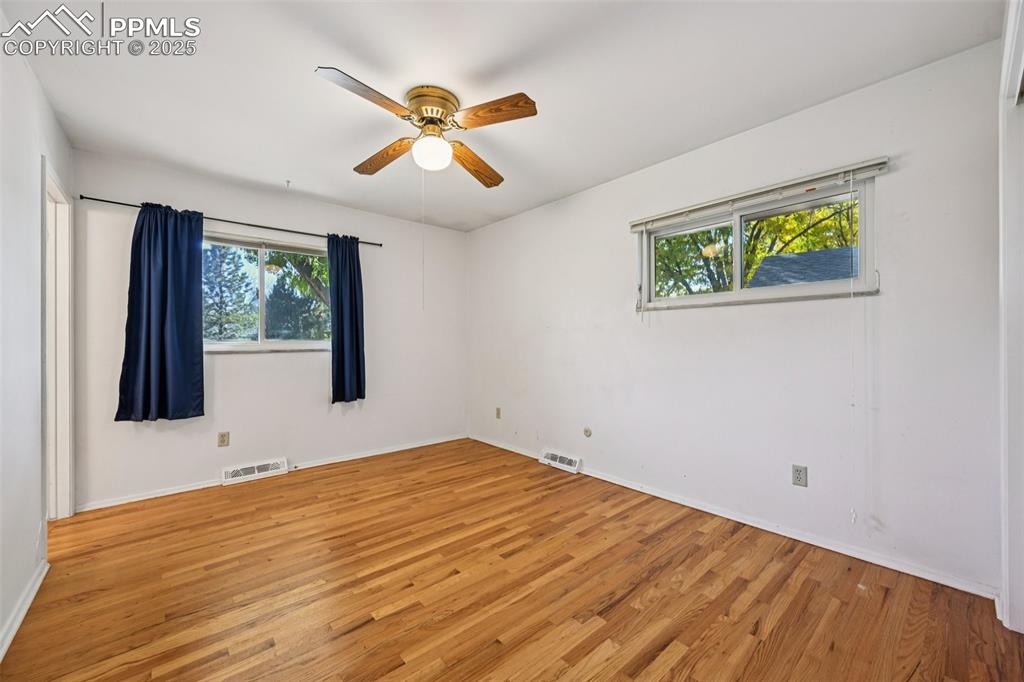 Image 24 of 50: Master Bathroom