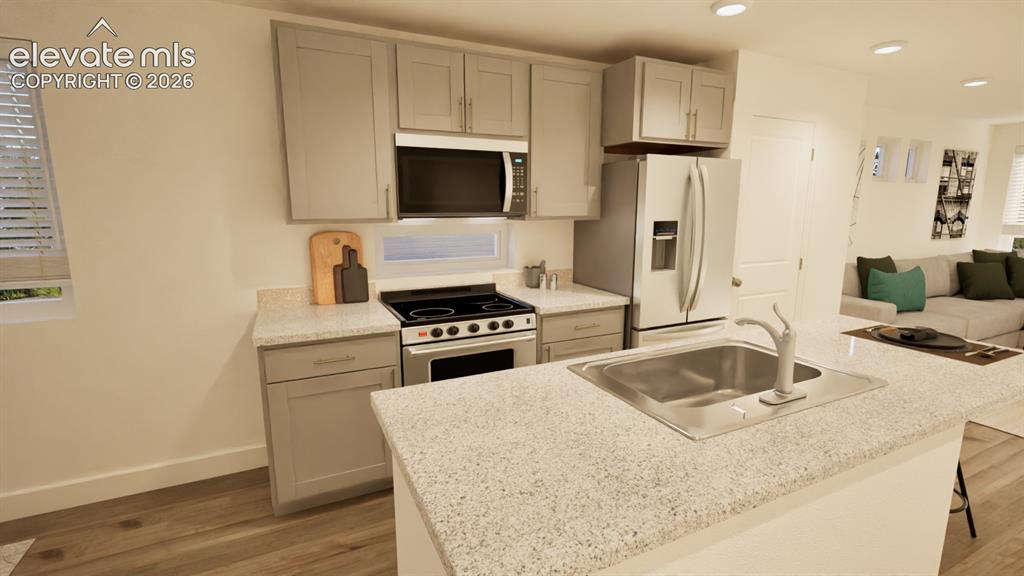 Image 10 of 15: Kitchen
