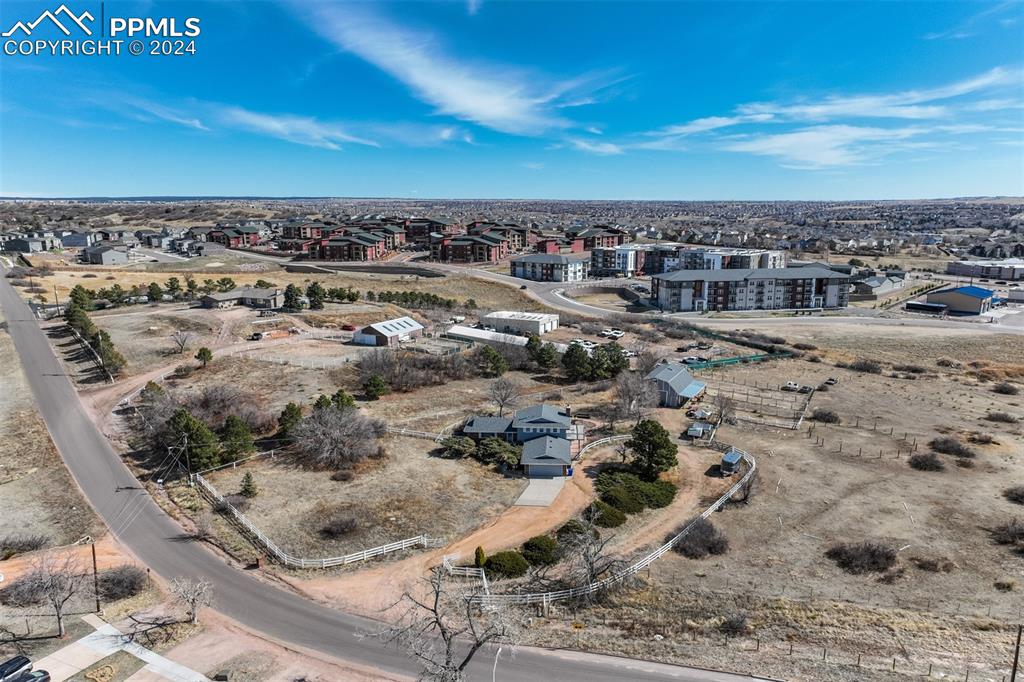 Image 12 of 25: Birds eye view of property