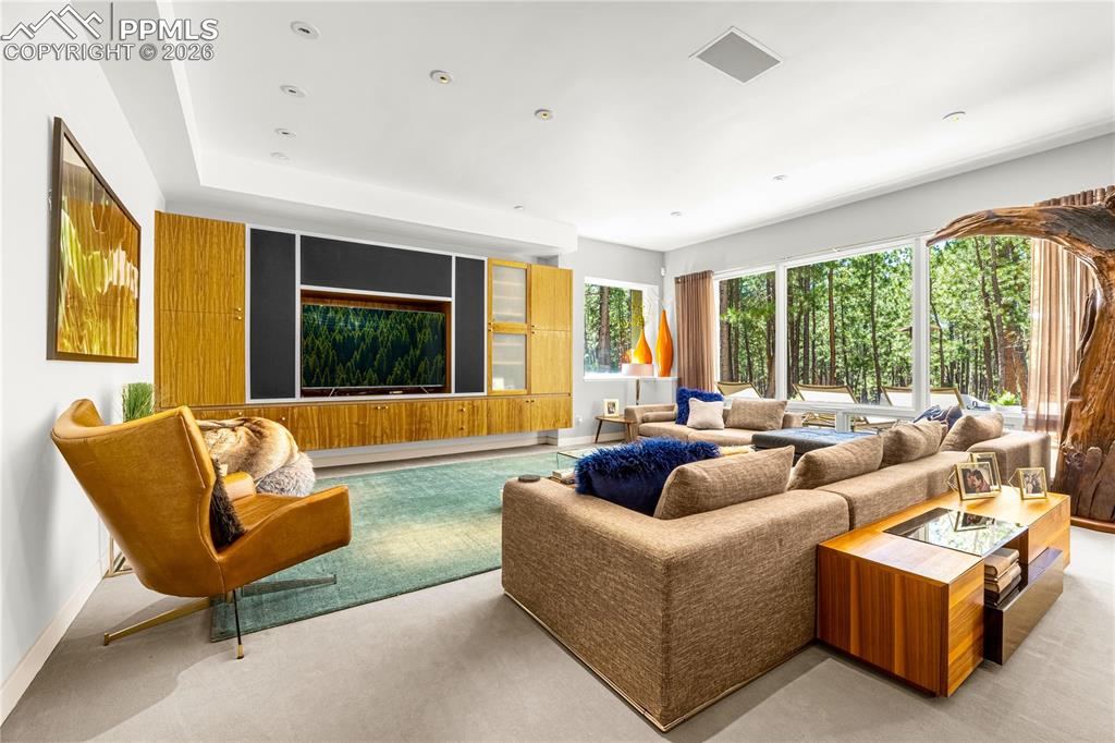 Image 34 of 48: Walk-out to patio