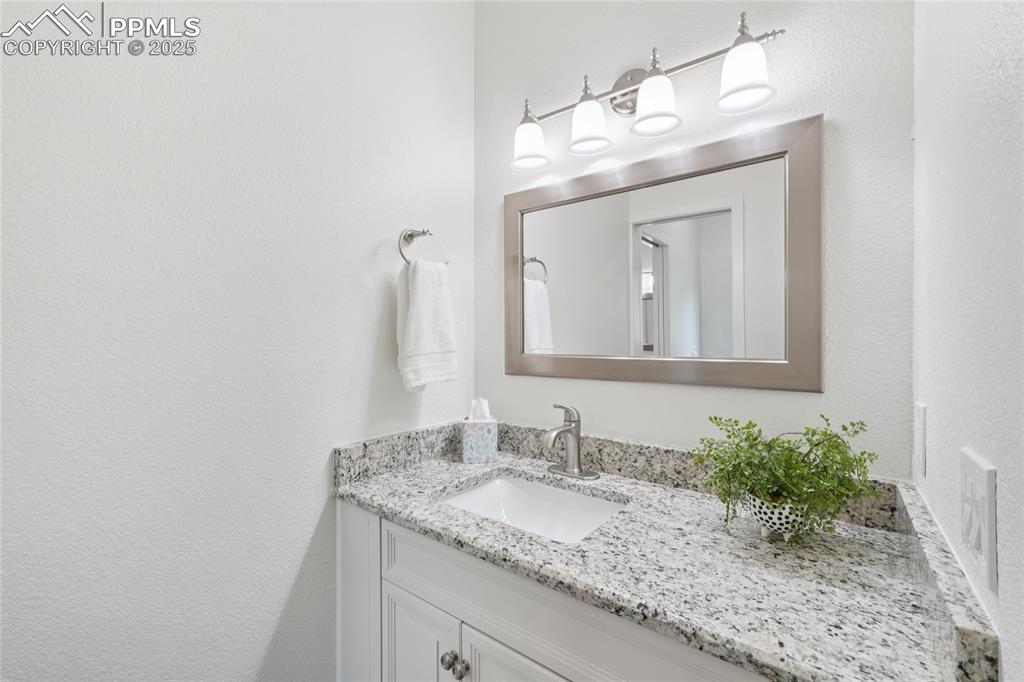 Image 44 of 50: Jack and Jill bathroom off bedroom 3 and 4