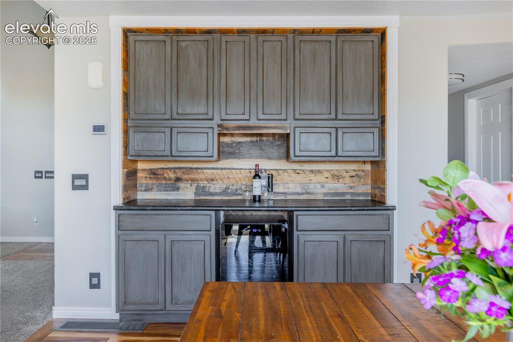 Image 10 of 43: Bar
