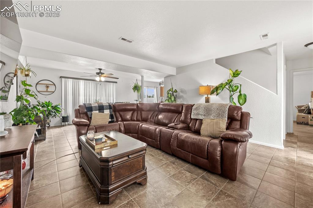 Image 2 of 16: Living Room