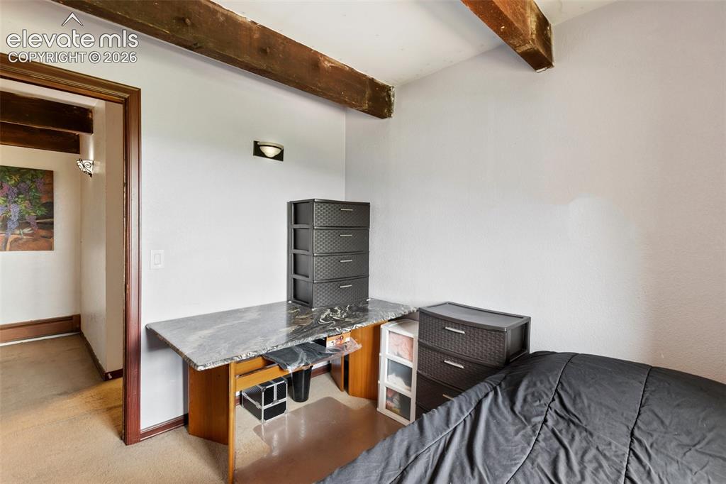 Image 18 of 47: Bedroom