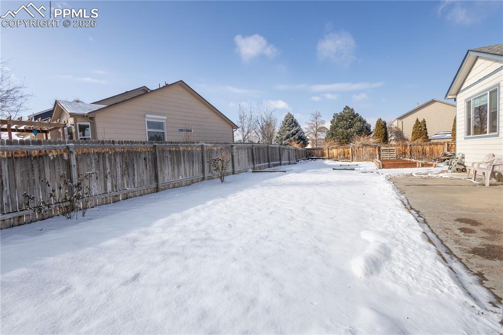 Image 36 of 36: Yard