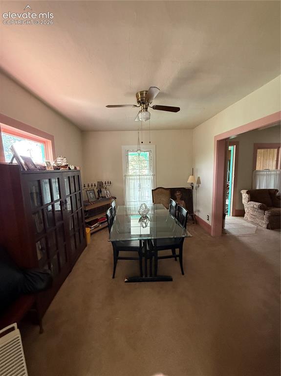 Image 2 of 11: Dining Area
