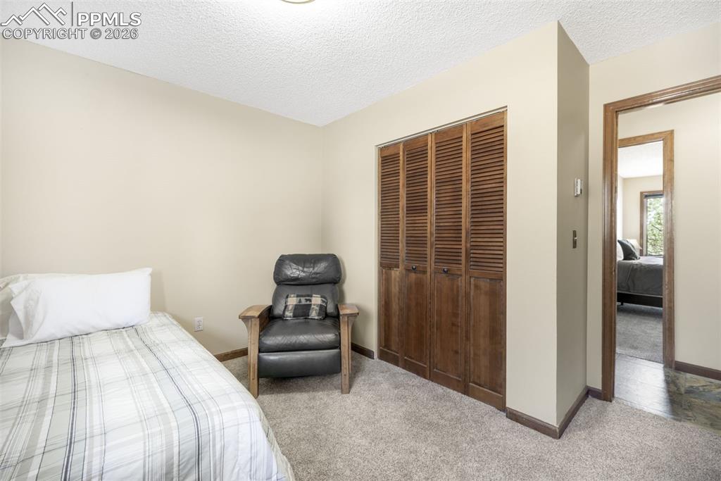 Image 22 of 50: Bedroom