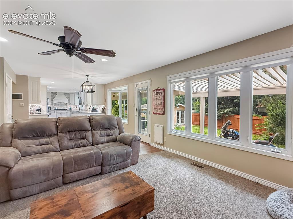 Image 18 of 44: Living Room