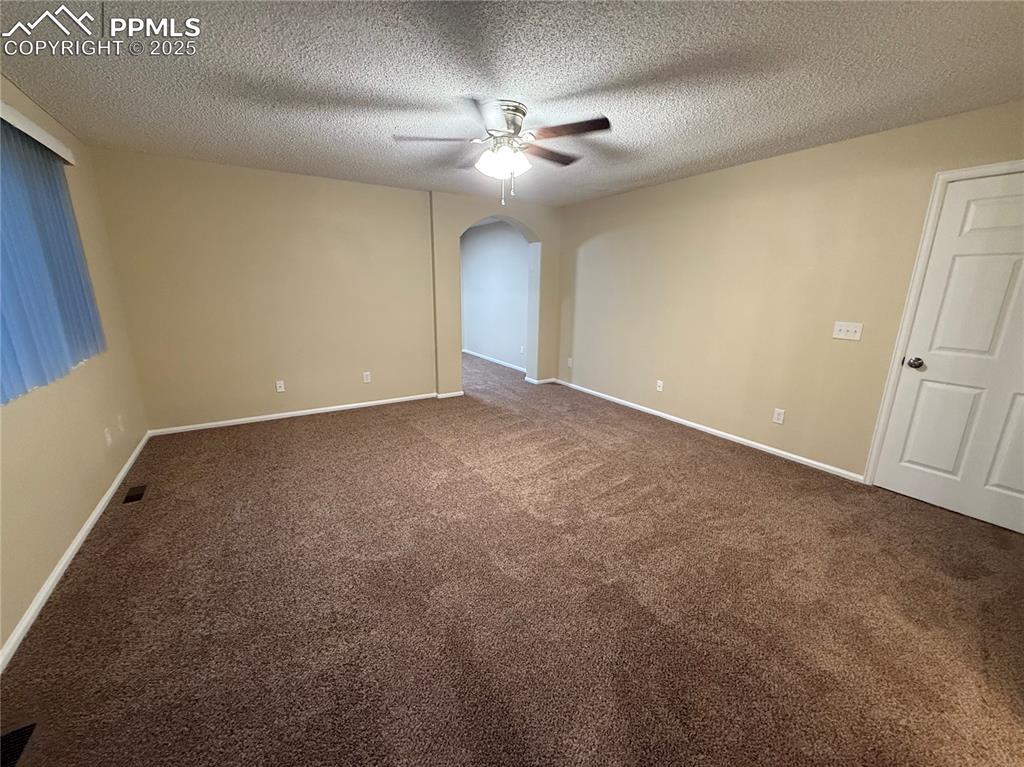 Image 16 of 31: Master Bedroom