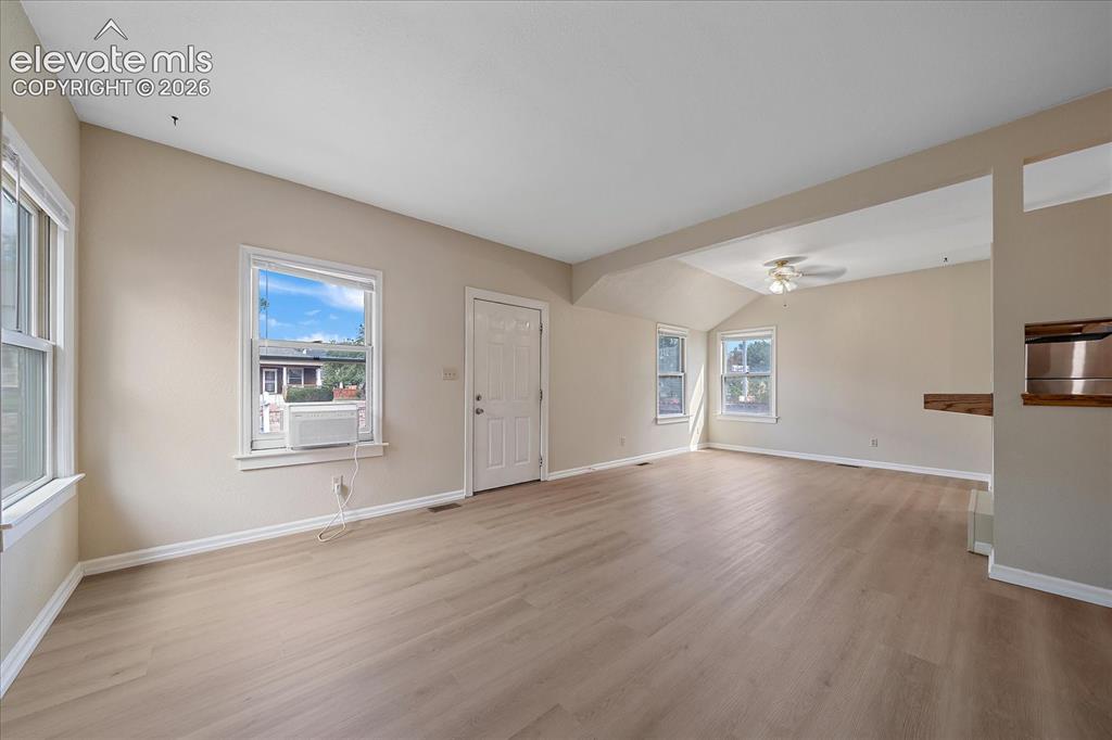 Image 2 of 17: Living Room