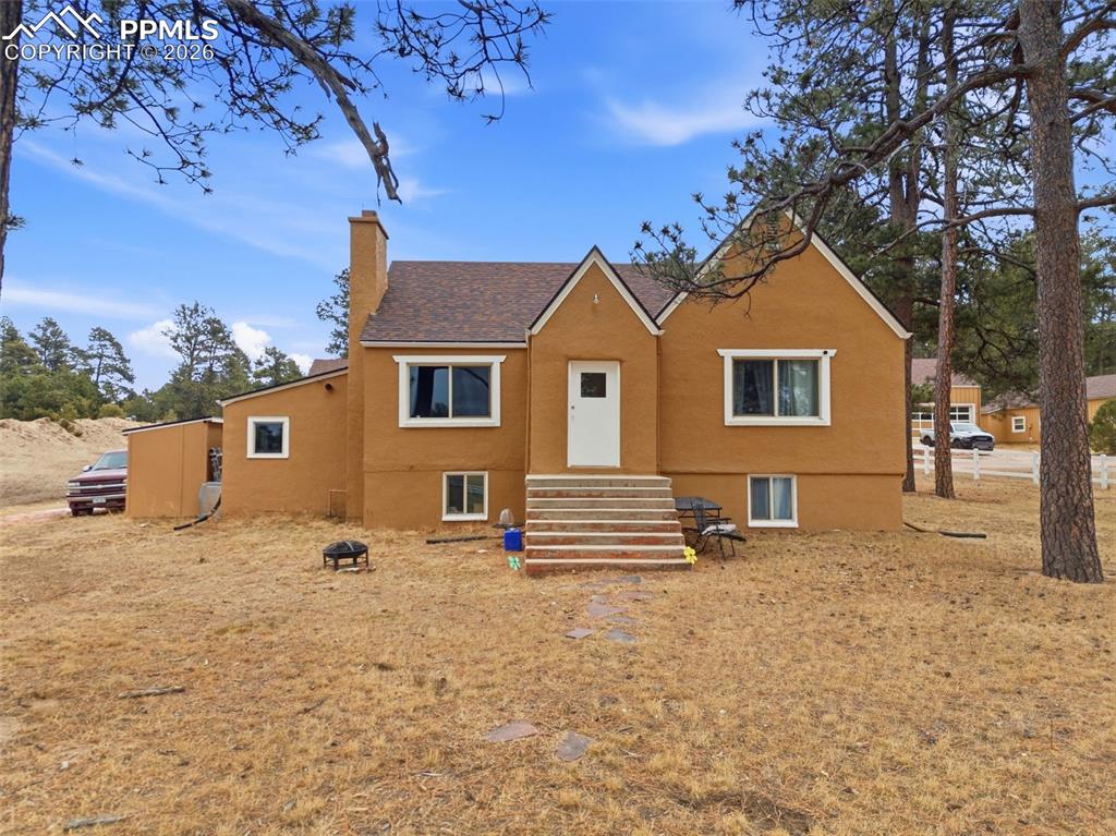 Image 38 of 43: Back of Structure