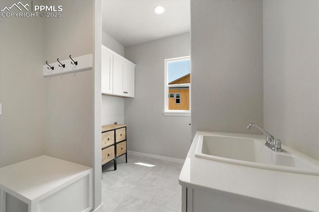 Image 20 of 30: Same Floor Plan, Different House with Different Options