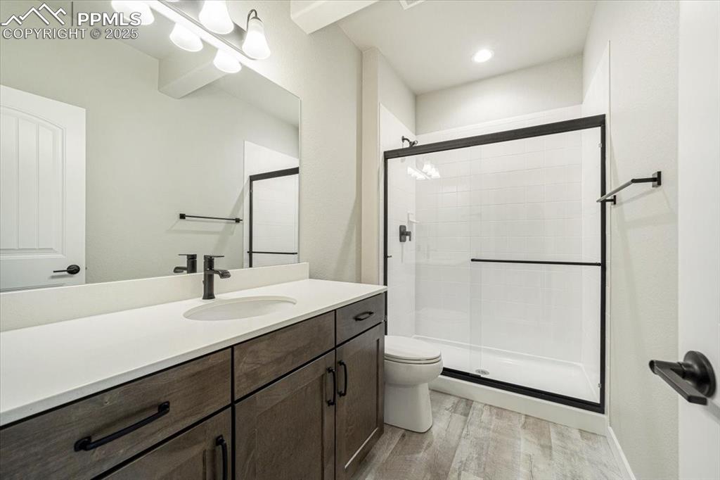 Image 28 of 30: Same Floor Plan, Different House with Different Options