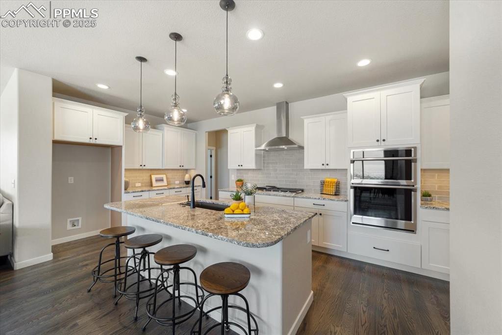 Image 3 of 30: Same Floor Plan, Different House with Different Options