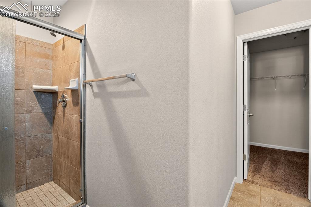 Image 16 of 39: Primary bathroom