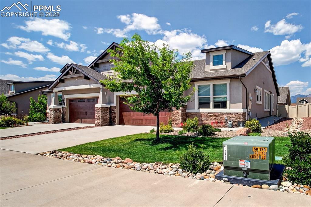 Image 2 of 39: Front of Townhome