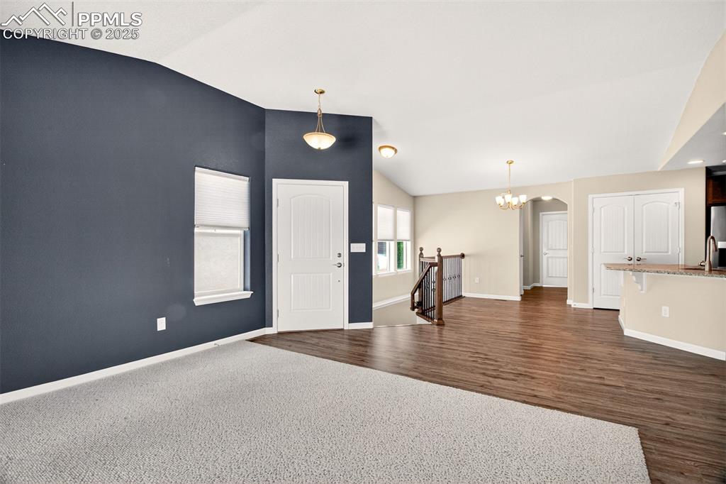 Image 4 of 39: Front entry