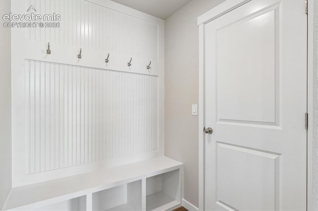 Image 7 of 23: Mud Room