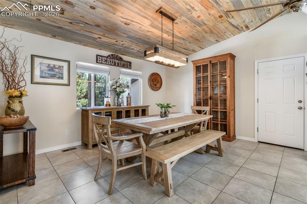 Image 2 of 50: Front of Structure