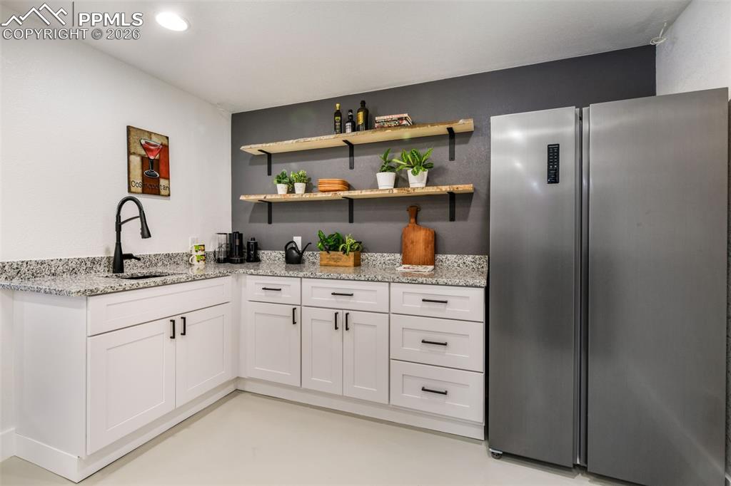 Image 26 of 50: Family Room