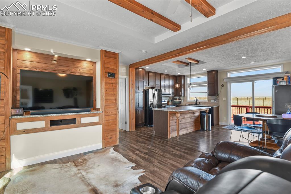 Image 5 of 39: Living Room