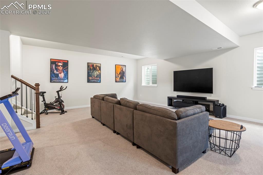 Image 17 of 21: Family Room