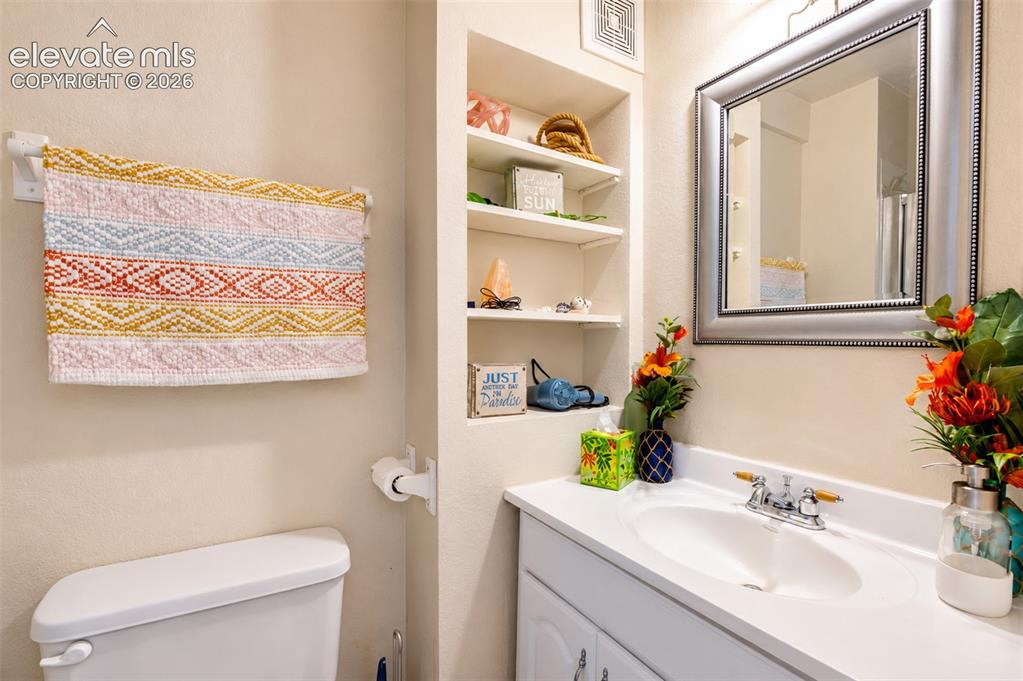 Image 34 of 49: Bedroom (4) or bonus/flex room with ensuite 3/4 bathroom - basement