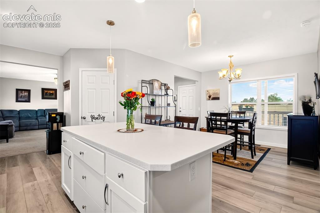Image 7 of 42: Kitchen