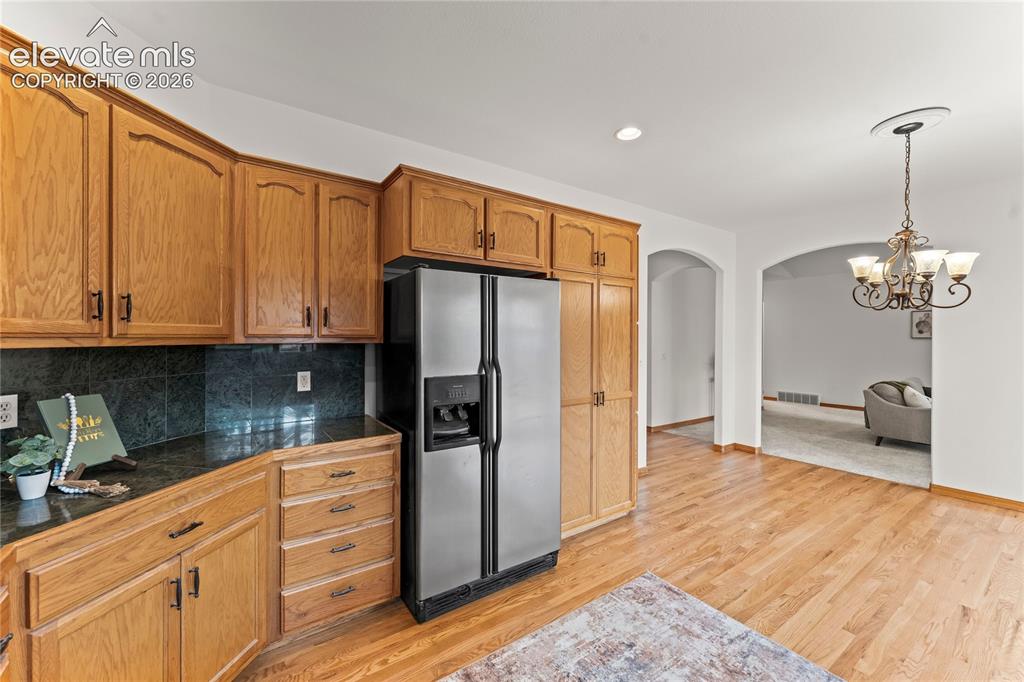 Image 13 of 46: Kitchen