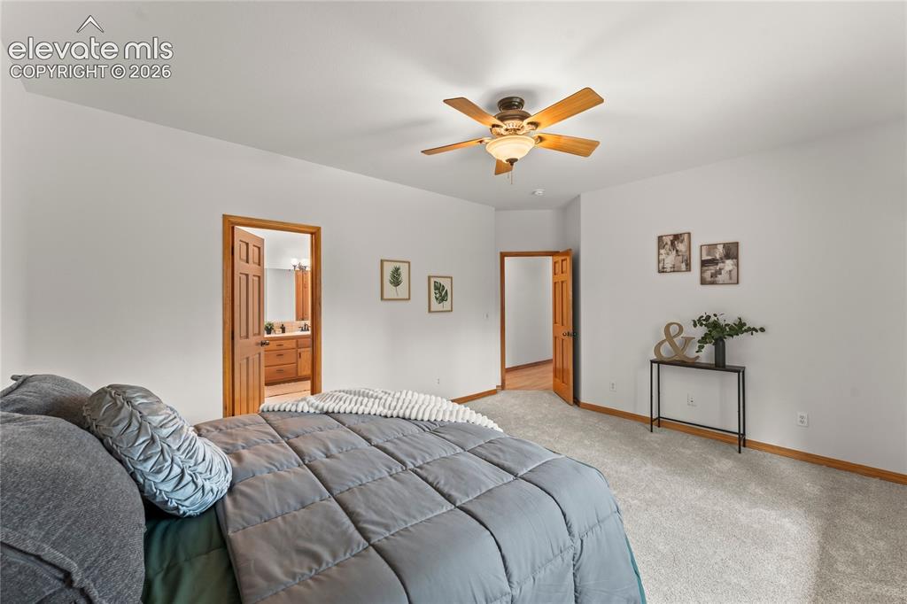 Image 16 of 46: Bedroom