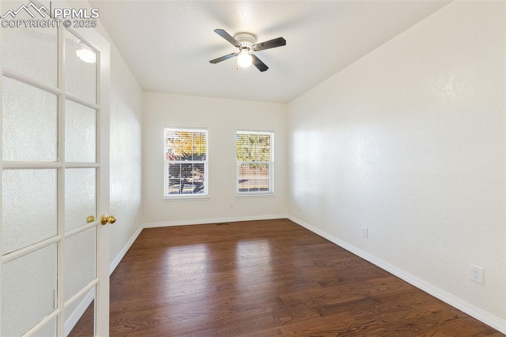 Image 32 of 50: Main floor office