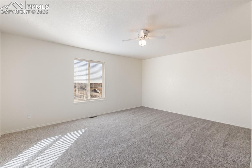 Image 46 of 50: Apartment Bedroom over the garage