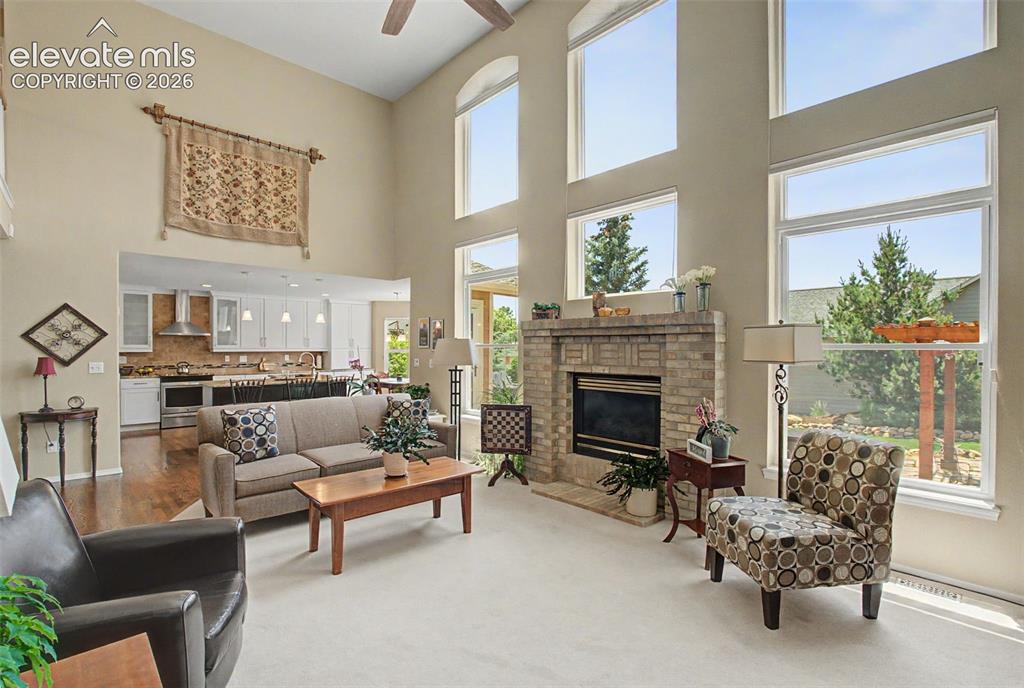 Image 18 of 48: Living Room