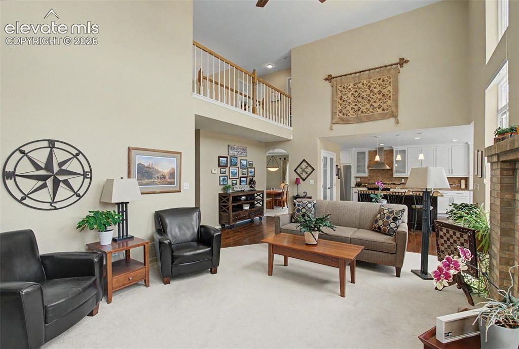 Image 19 of 48: Living Room