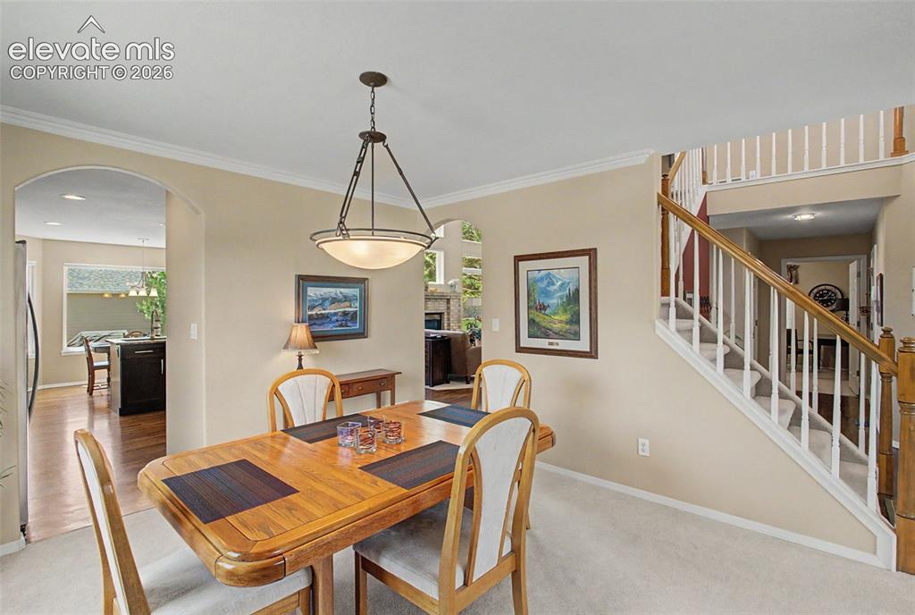 Image 9 of 48: Dining Area
